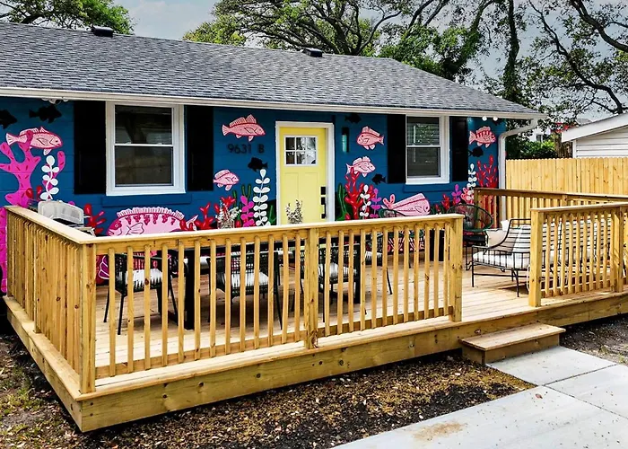 Casa Del Mar - Bold, Bright & Steps To The Sand!